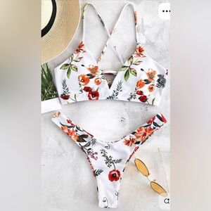 Zaful Floral Lace Up Bikini Set. Size X-Small